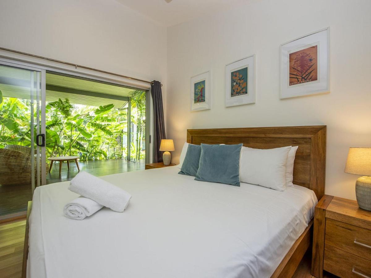 Villa Whispering Palms à Nelly Bay Extérieur photo