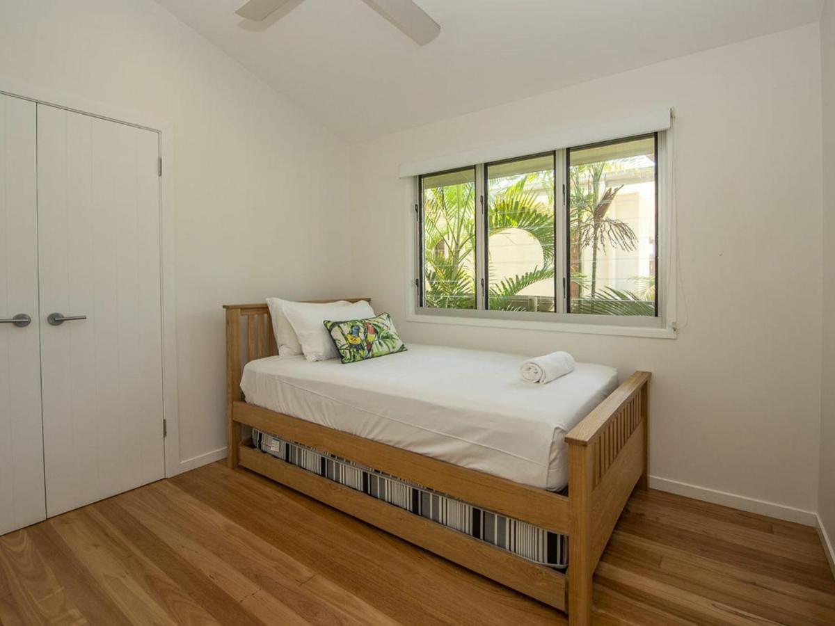 Villa Whispering Palms à Nelly Bay Extérieur photo
